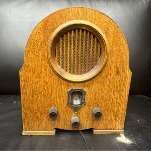 Vintage Wooden Radio Speaker